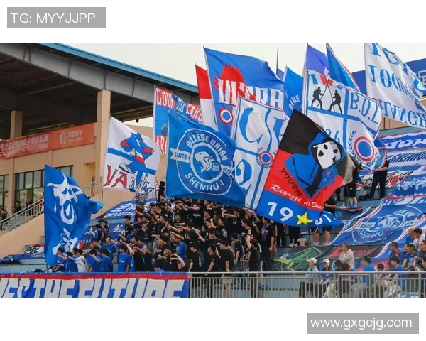 官宣足球:全新赛季即将开启球迷期待的精彩对决即将上演